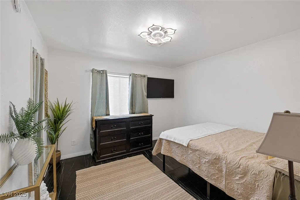 526 Sellers, Henderson, NV 89011
