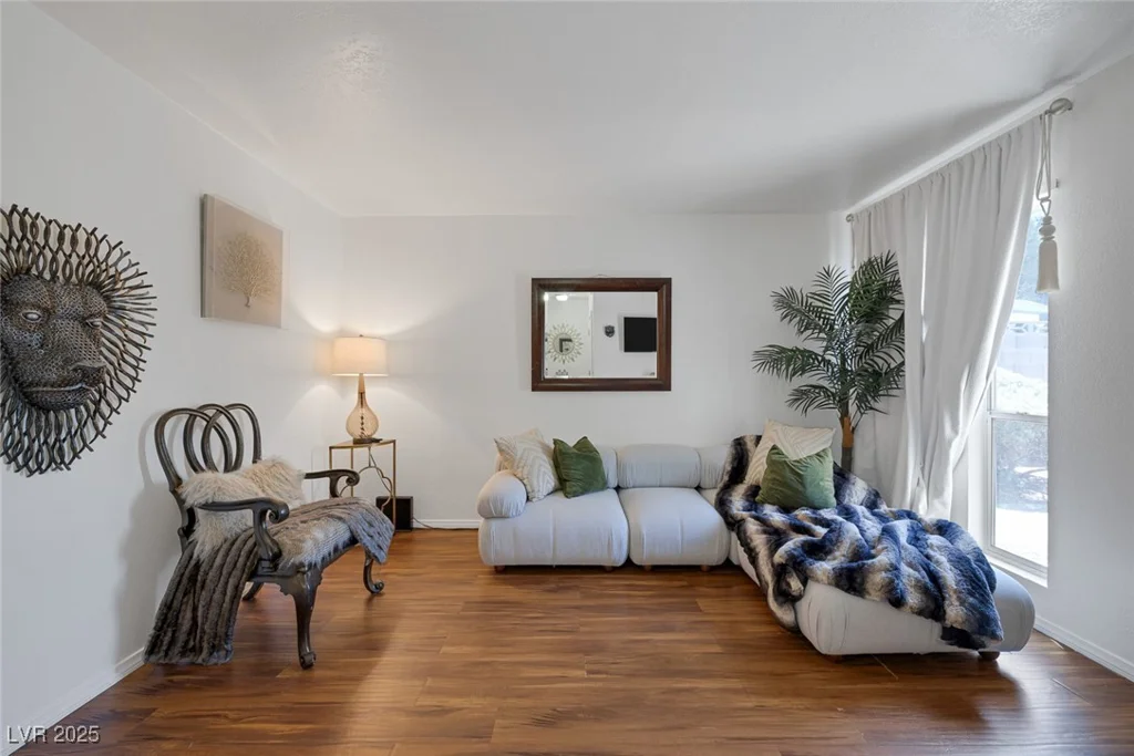526 Sellers, Henderson, NV 89011
