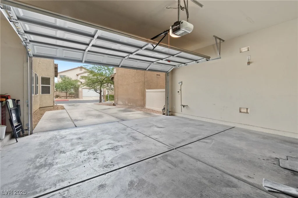 4858 Longshot, Las Vegas, NV 89122