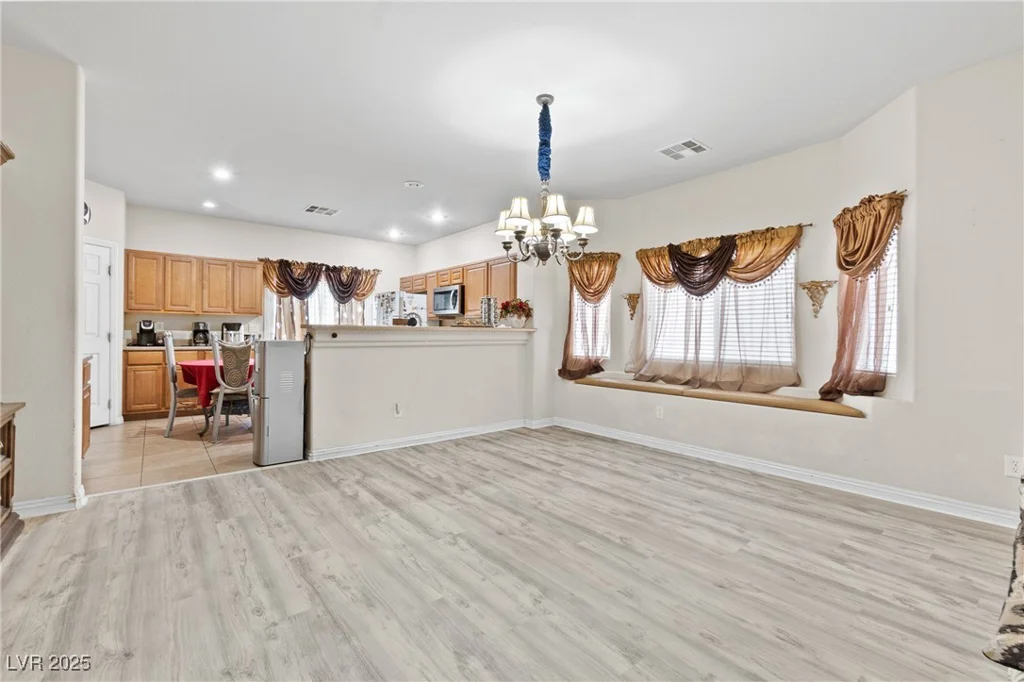 4858 Longshot, Las Vegas, NV 89122