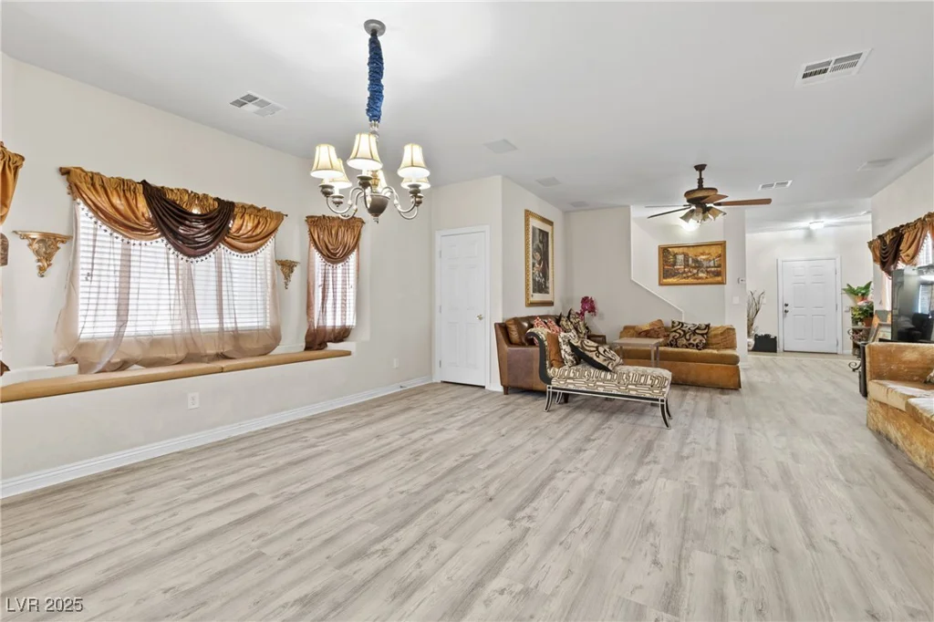 4858 Longshot, Las Vegas, NV 89122