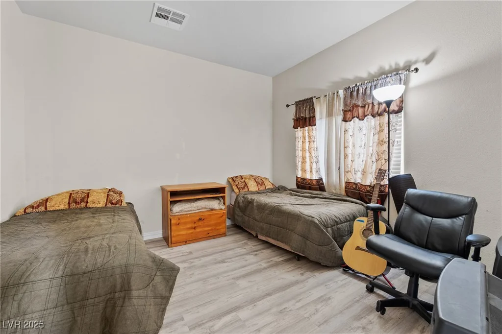 4858 Longshot, Las Vegas, NV 89122