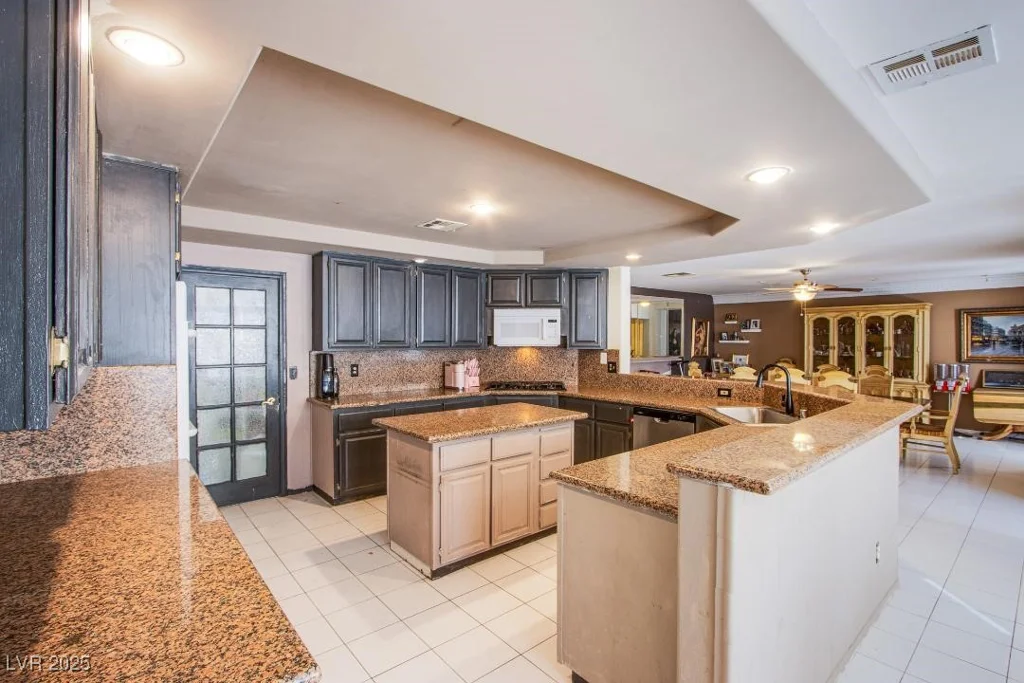 3617 Dutch Valley, Las Vegas, NV 89147