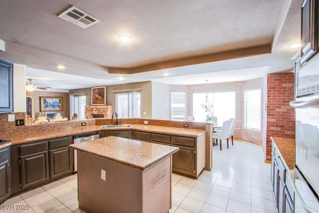 3617 Dutch Valley, Las Vegas, NV 89147