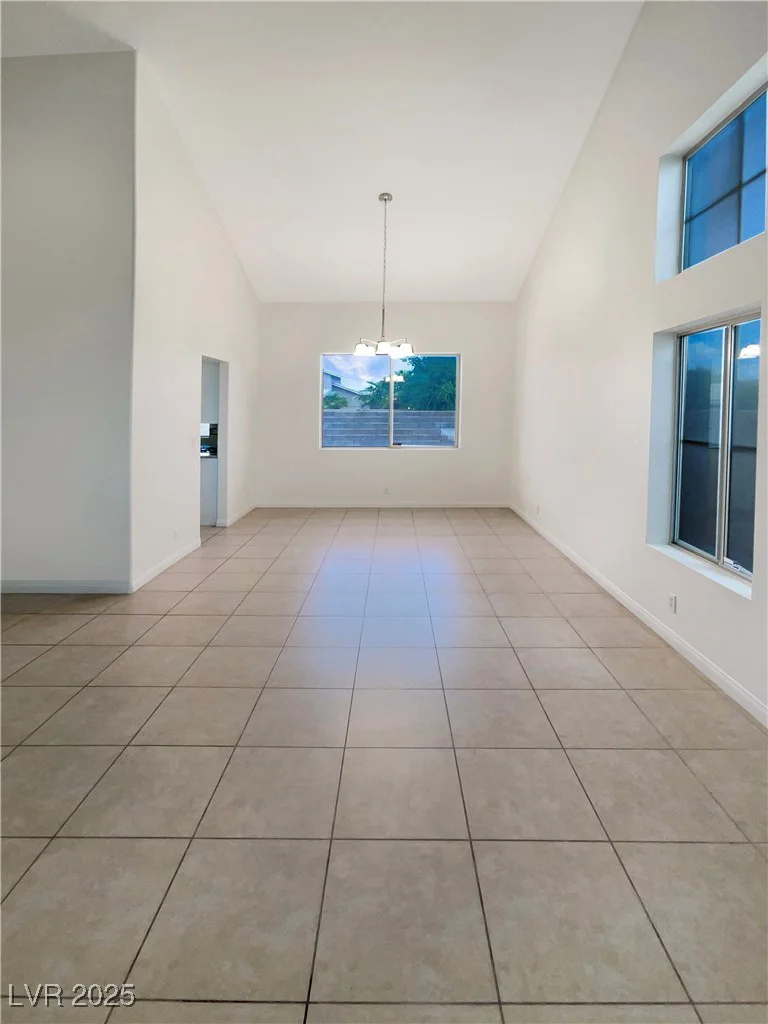 6120 Desert Haven, Las Vegas, NV 89130