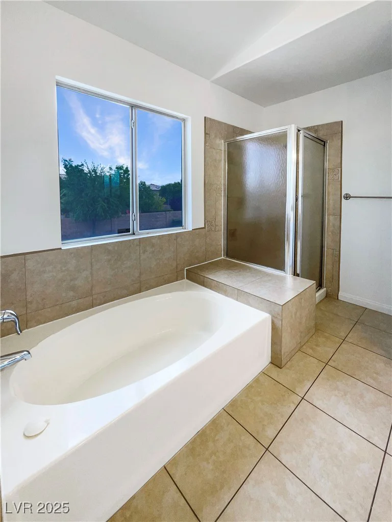 6120 Desert Haven, Las Vegas, NV 89130