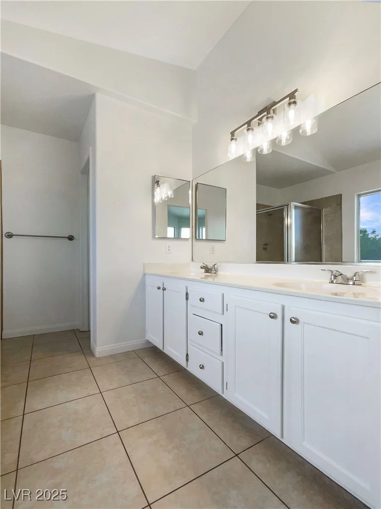 6120 Desert Haven, Las Vegas, NV 89130