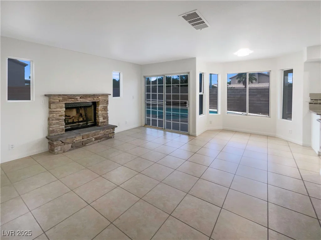 6120 Desert Haven, Las Vegas, NV 89130
