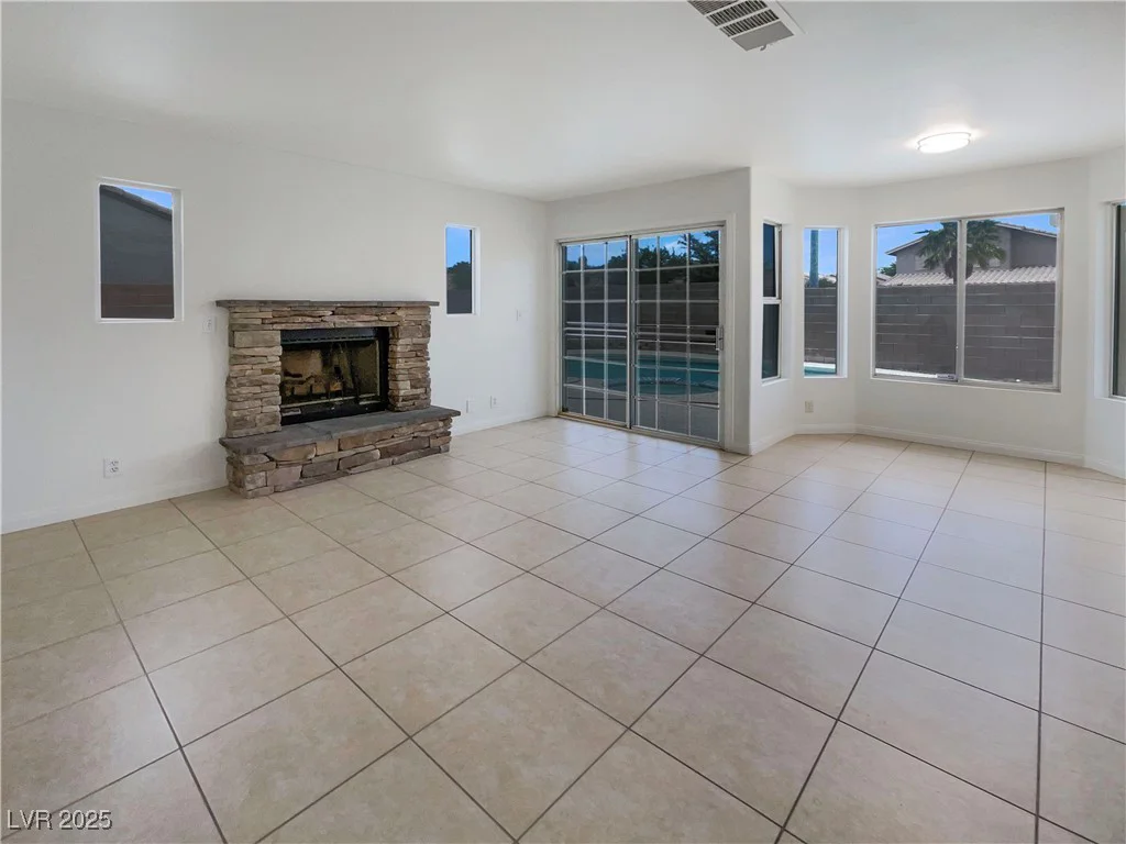 6120 Desert Haven, Las Vegas, NV 89130