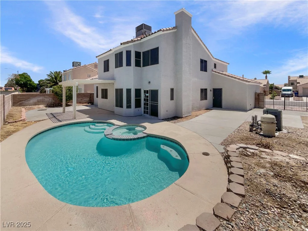 6120 Desert Haven, Las Vegas, NV 89130