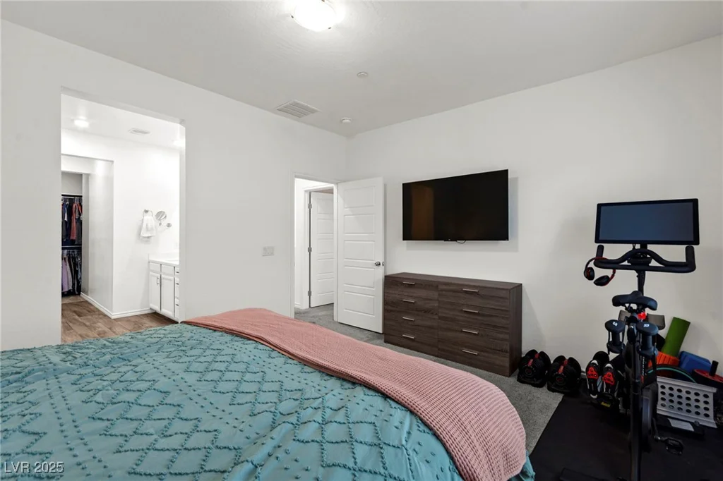 25 Barbara, Las Vegas, NV 89183