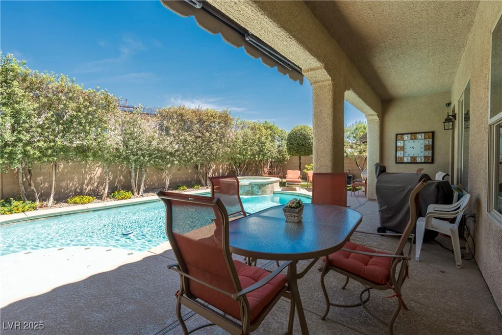 7206 Laramie, Las Vegas, NV 89113