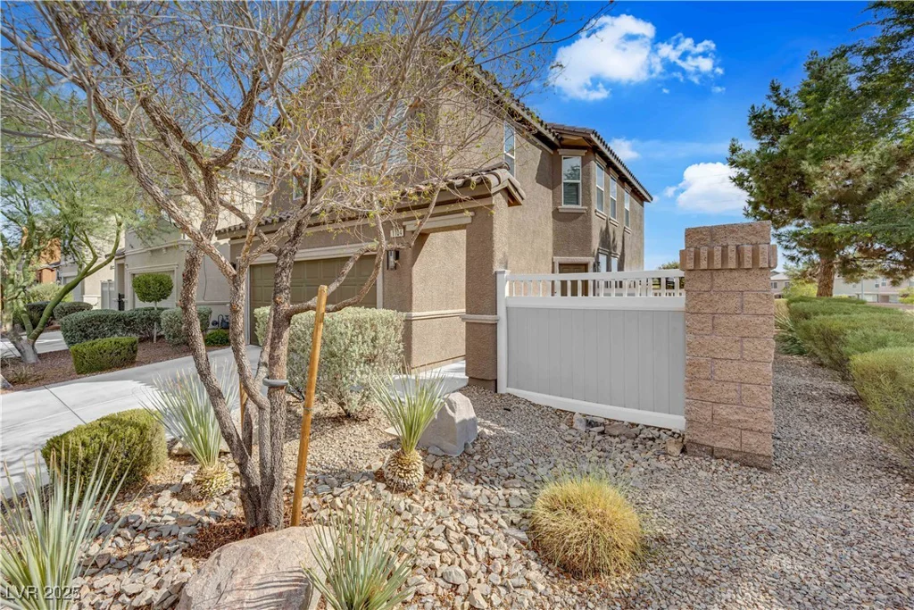 1104 Aspen Cliff, Henderson, NV 89011