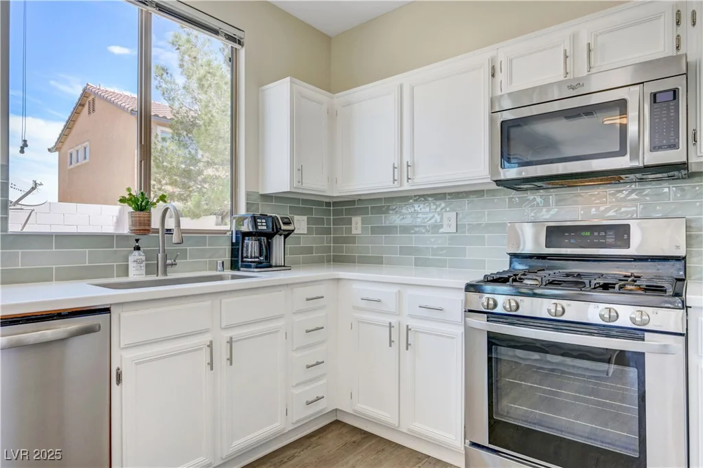 1952 Hammer, North Las Vegas, NV 89031
