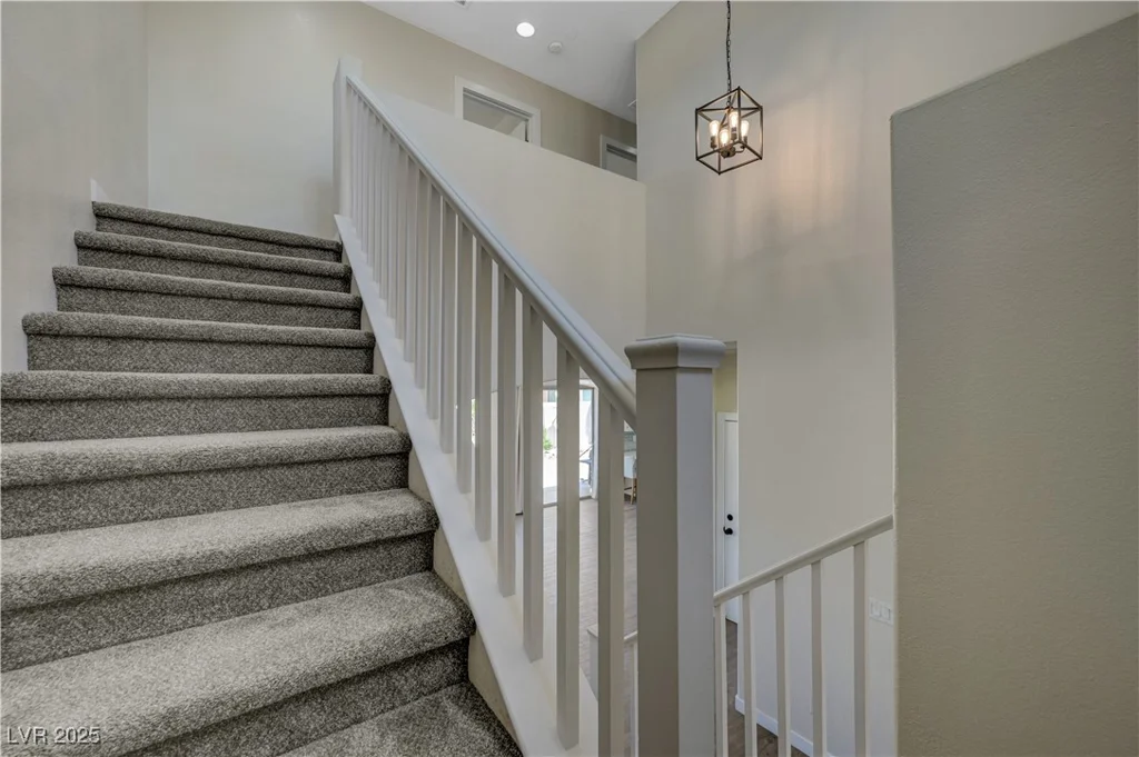1952 Hammer, North Las Vegas, NV 89031