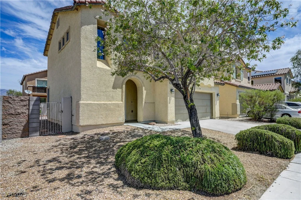 1952 Hammer, North Las Vegas, NV 89031