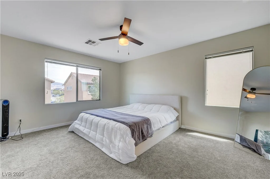 1952 Hammer, North Las Vegas, NV 89031