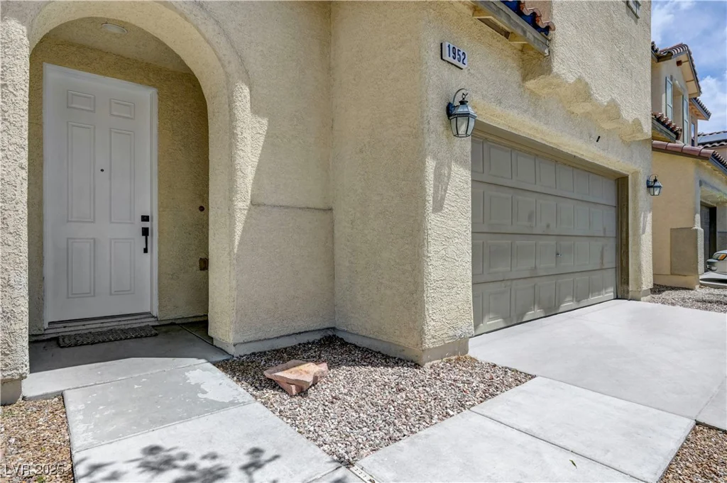 1952 Hammer, North Las Vegas, NV 89031