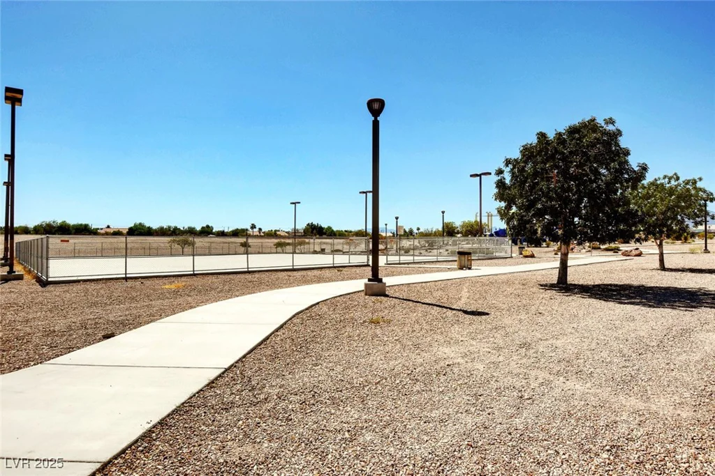 1952 Hammer, North Las Vegas, NV 89031