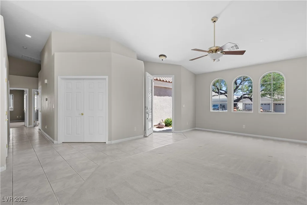 2158 Shubert, Henderson, NV 89052