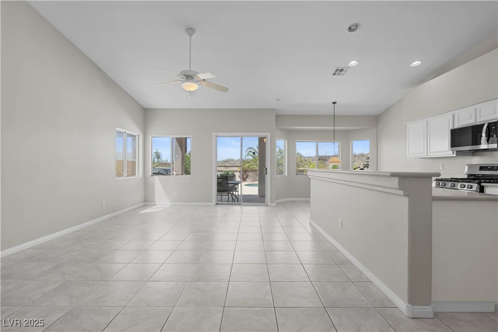 2158 Shubert, Henderson, NV 89052