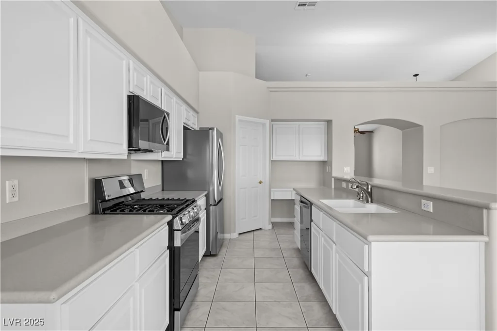2158 Shubert, Henderson, NV 89052