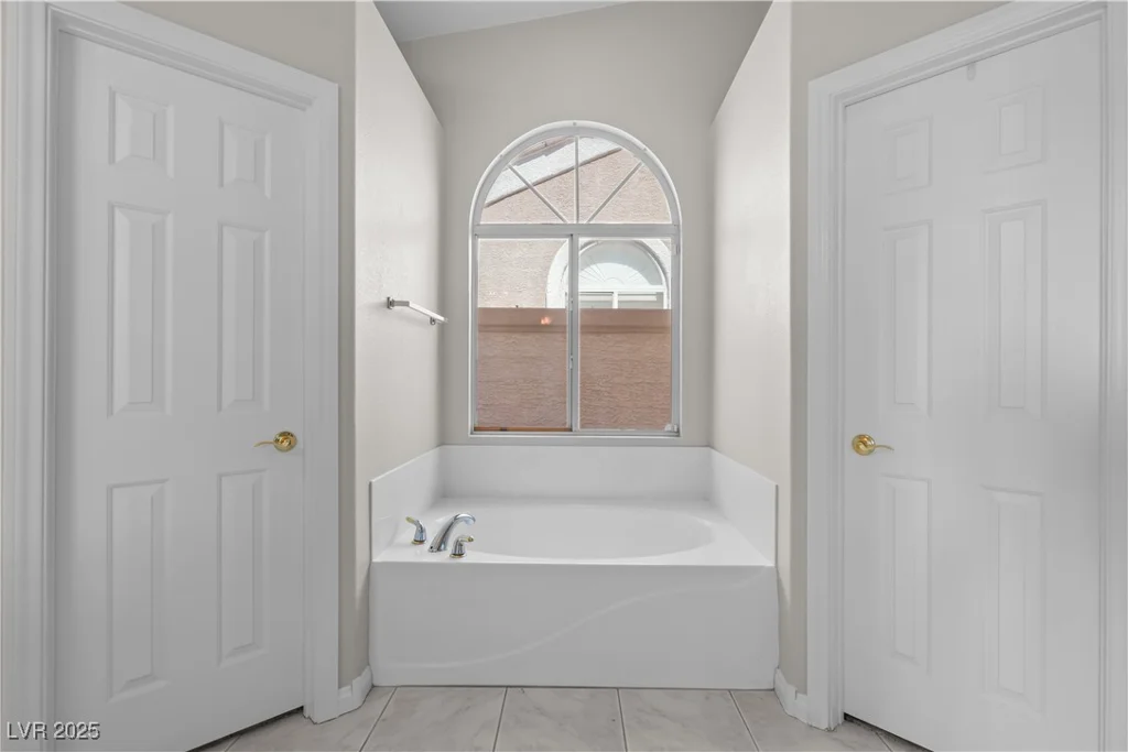 2158 Shubert, Henderson, NV 89052