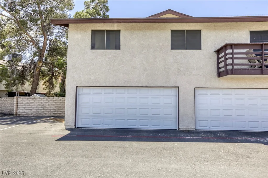2349 Wooster, Las Vegas, NV 89108