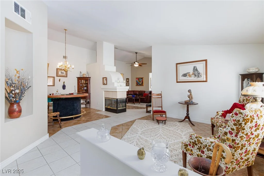 270 New River, Henderson, NV 89052