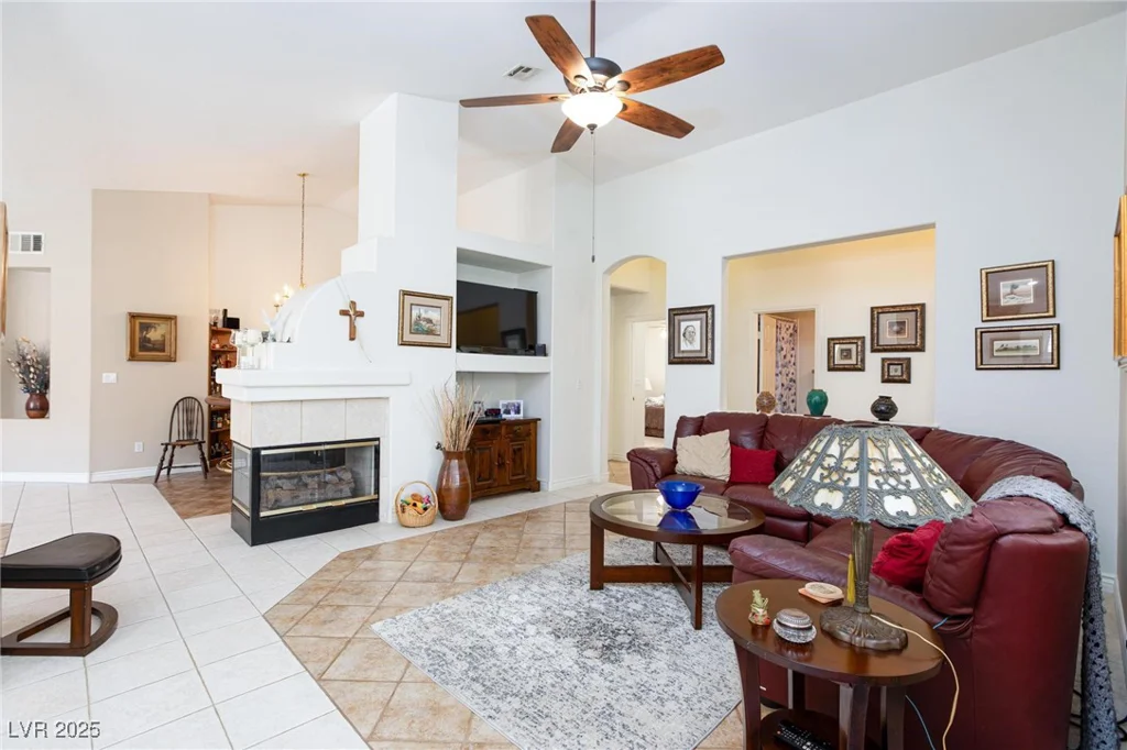 270 New River, Henderson, NV 89052