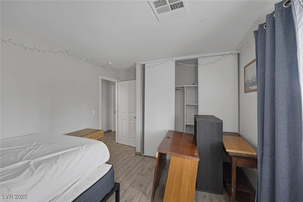 603 Palmhurst, Las Vegas, NV 89145