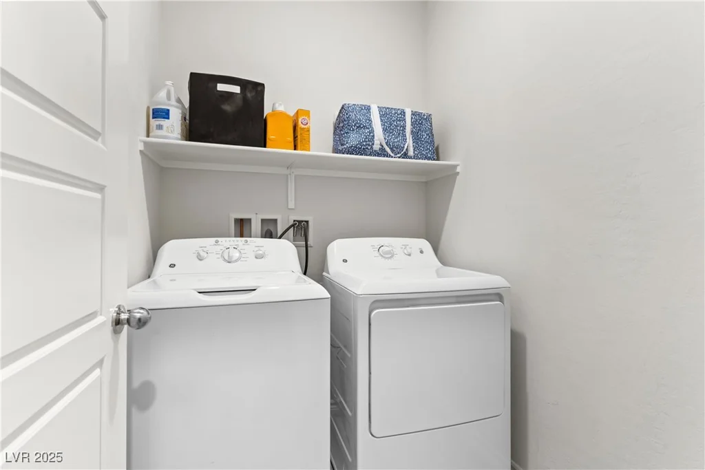 7350 Decatur, Las Vegas, NV 89131
