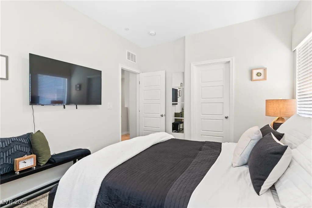 7350 Decatur, Las Vegas, NV 89131
