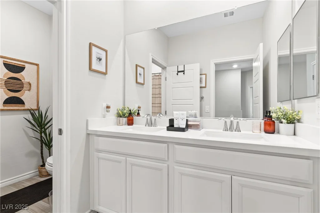 7350 Decatur, Las Vegas, NV 89131