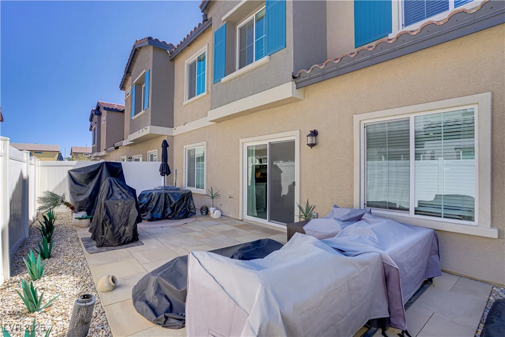 7350 Decatur, Las Vegas, NV 89131