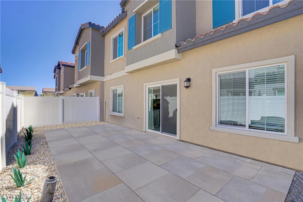 7350 Decatur, Las Vegas, NV 89131