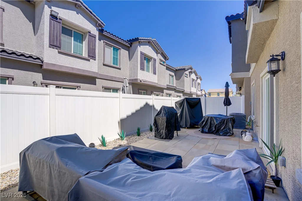 7350 Decatur, Las Vegas, NV 89131