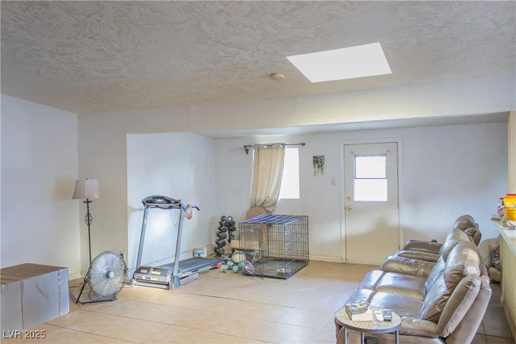 2001 McWilliams, Las Vegas, NV 89101