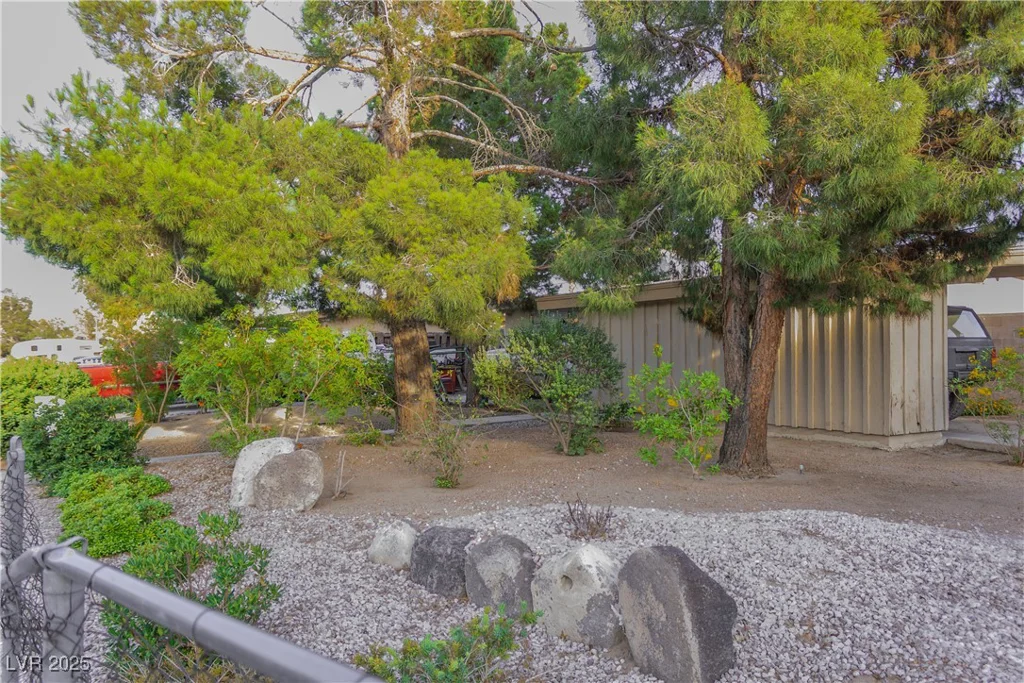 2001 McWilliams, Las Vegas, NV 89101