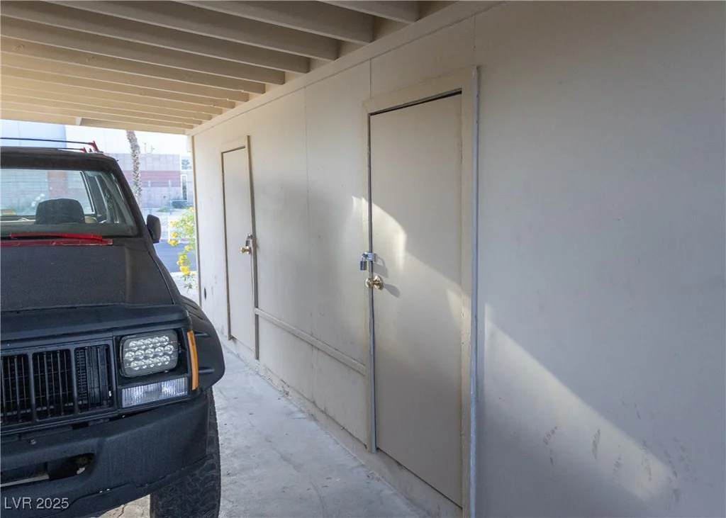 2001 McWilliams, Las Vegas, NV 89101