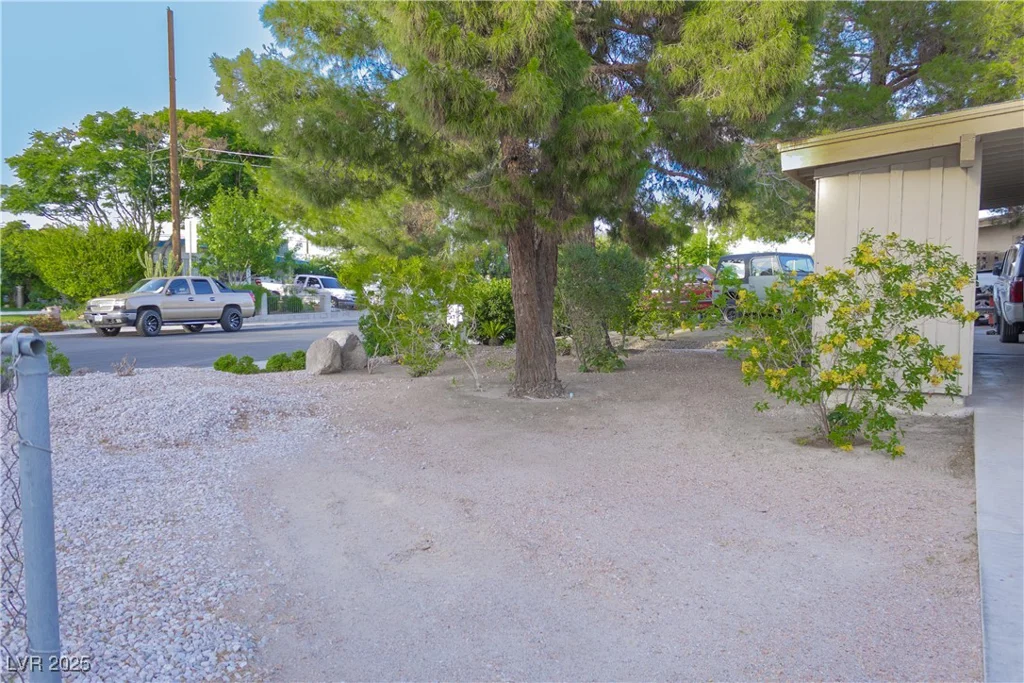 2001 McWilliams, Las Vegas, NV 89101