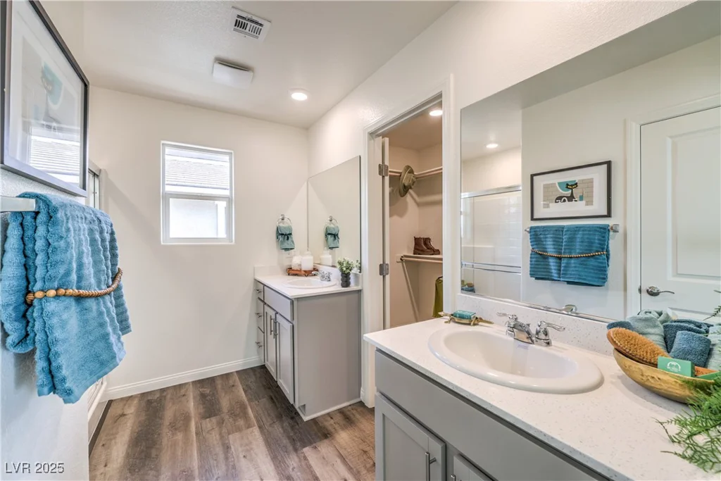 516 RED LOVEBIRD, Henderson, NV 89011