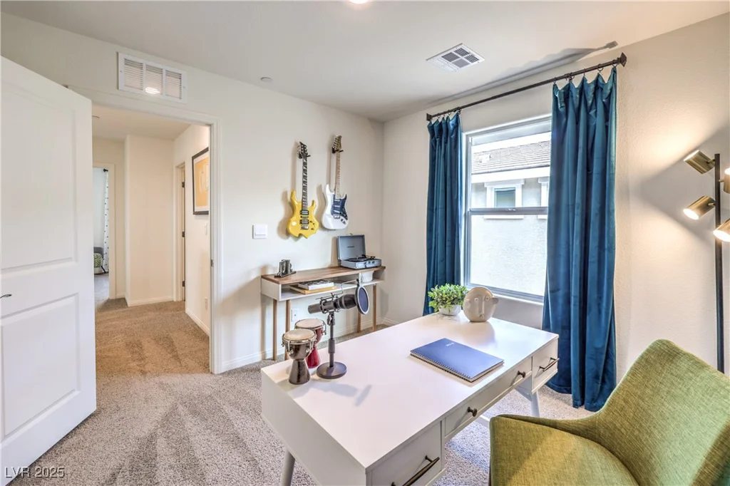 516 RED LOVEBIRD, Henderson, NV 89011