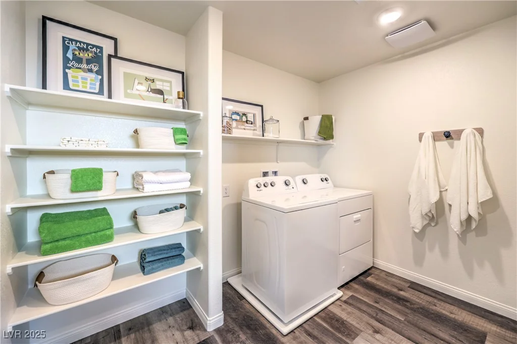 516 RED LOVEBIRD, Henderson, NV 89011