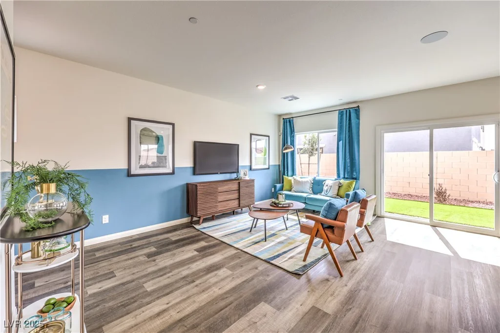 516 RED LOVEBIRD, Henderson, NV 89011