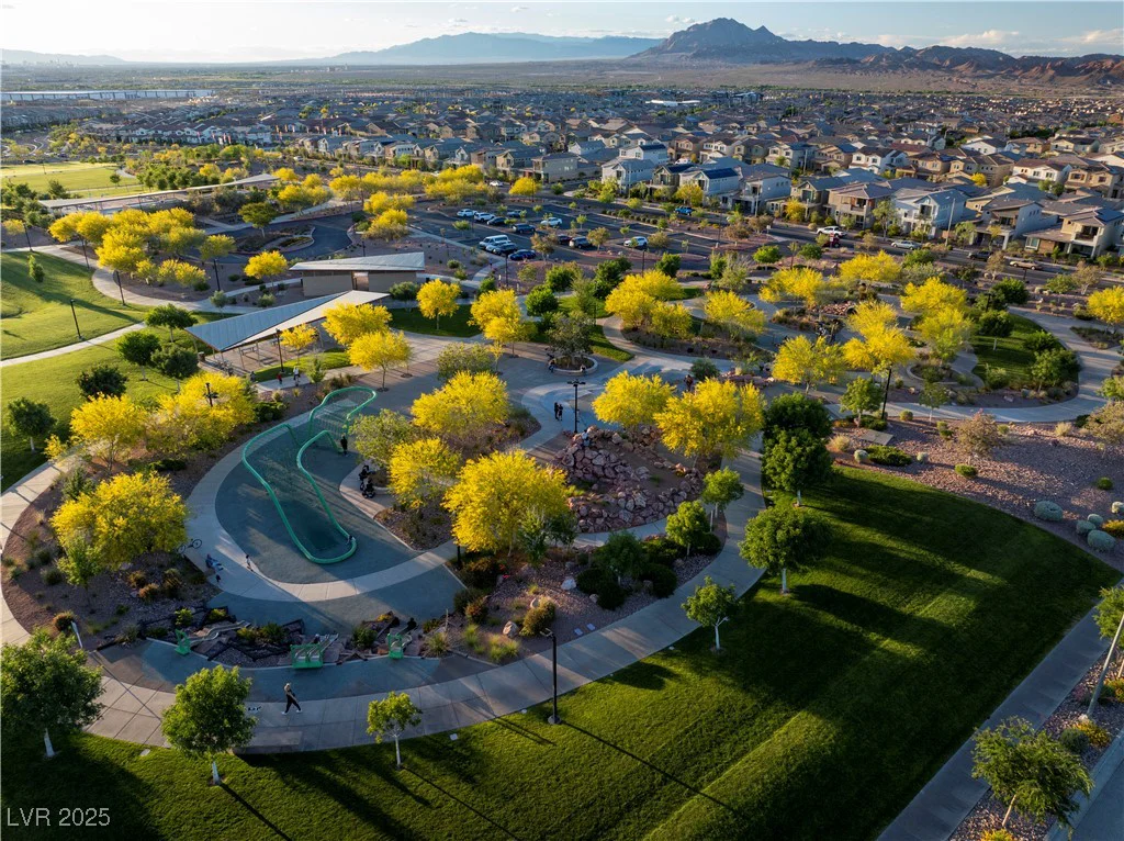 516 RED LOVEBIRD, Henderson, NV 89011