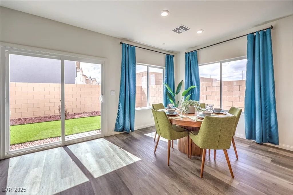 516 RED LOVEBIRD, Henderson, NV 89011
