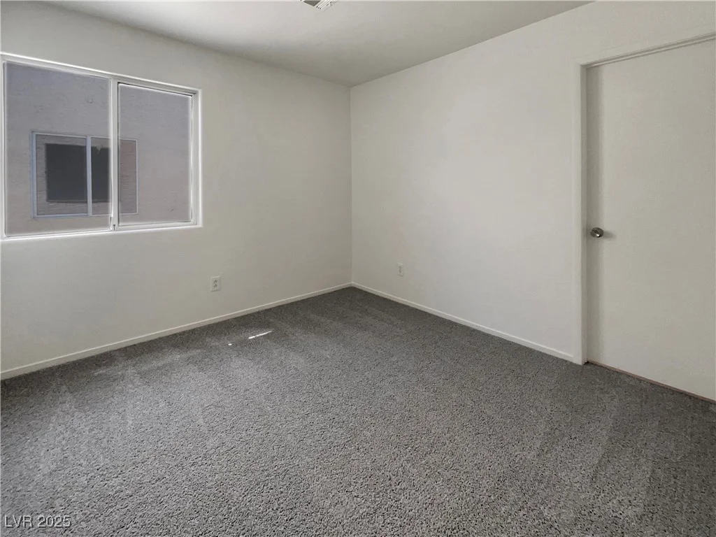 7900 Wood Shadow, Las Vegas, NV 89131