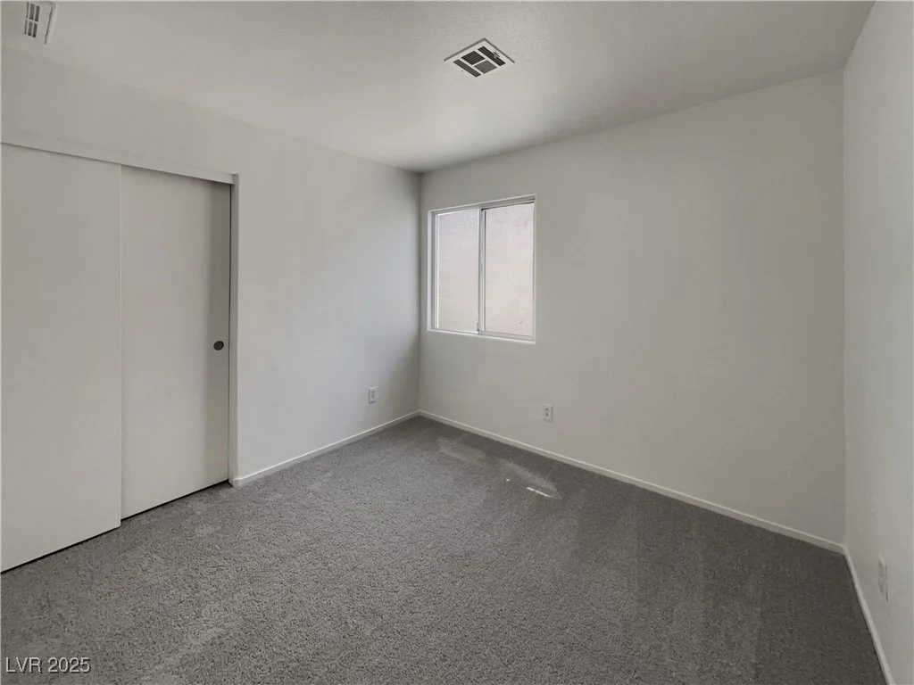 7900 Wood Shadow, Las Vegas, NV 89131