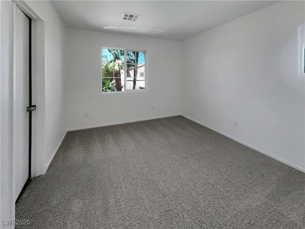 7900 Wood Shadow, Las Vegas, NV 89131